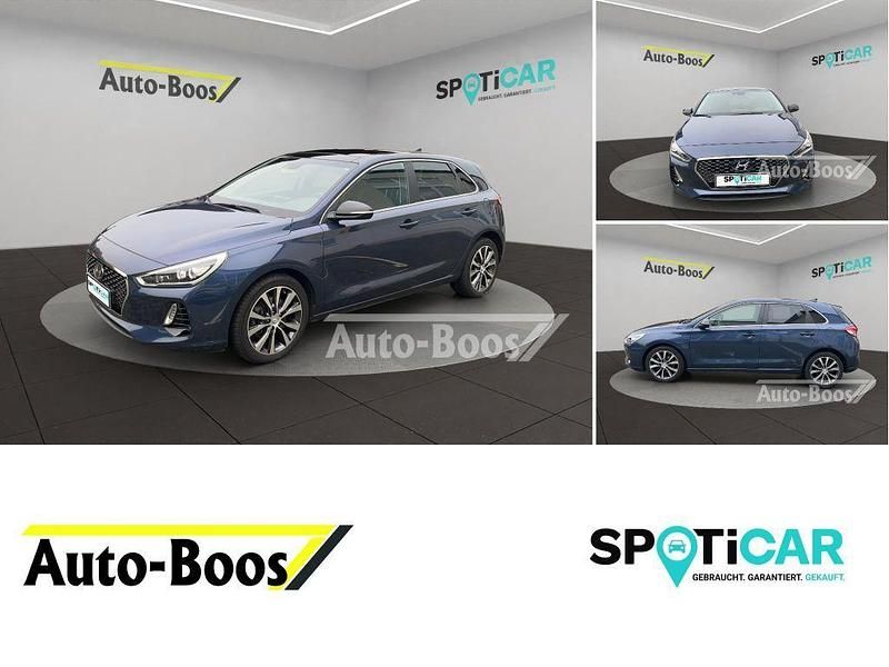 Blau metallic (metallic) Gebraucht 2017 Hyundai i30 Trend Limousine | 12.900 € (Guter Preis) - Bild 1/3