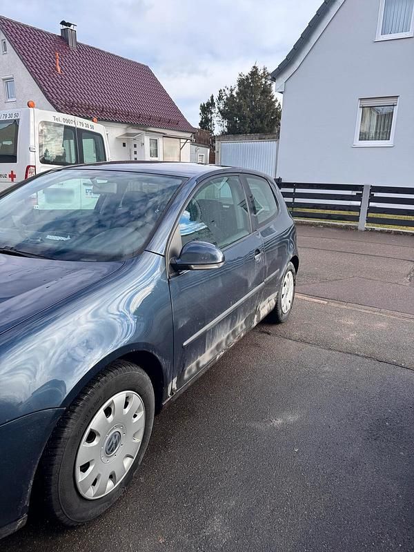 Gebraucht VW Golf IV 75 PS (55 kW) 2004 Blau Kleinwagen