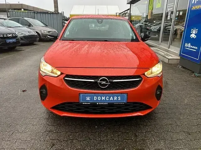 Używany Opel Corsa Edition 101 KM (74 kW) 2020 Pomarańczowy Sedan/Limuzyna