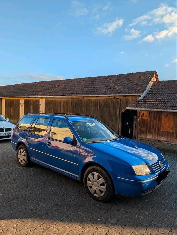 Gebraucht VW Bora 105 PS (77 kW) 2002 Blau Kombi