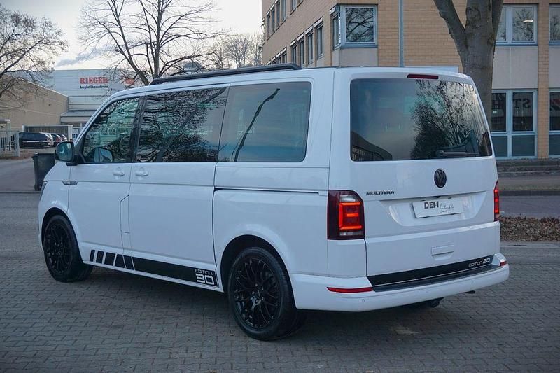 Usado VW Multivan Edition 204 HP (150 kW) 2016 Branco Monovolume