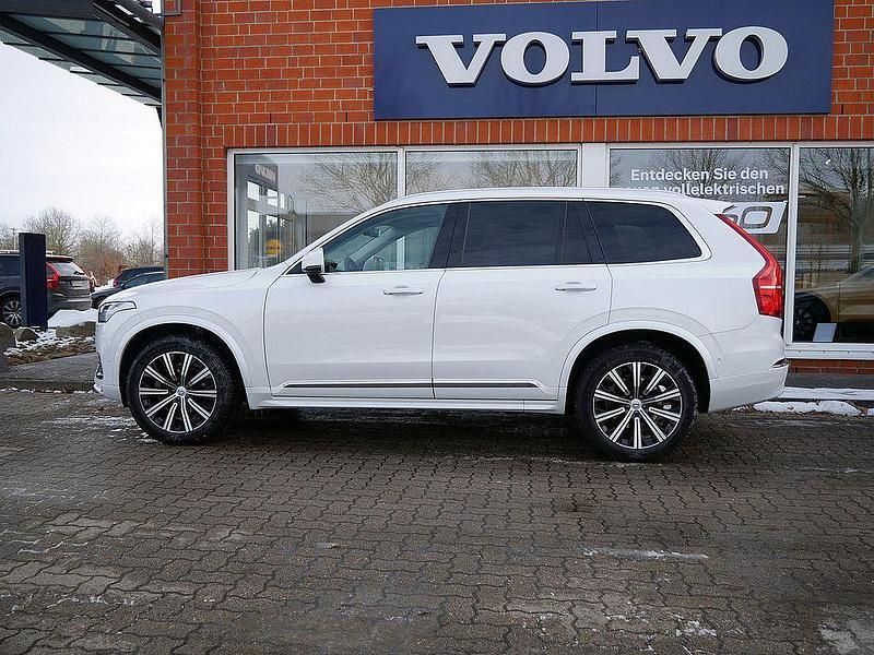 Gebraucht Volvo XC90 Plus 235 PS (172 kW) 2022 Weiß SUV