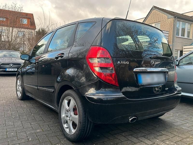 Gebraucht Mercedes A180 106 PS (77 kW) 2004 Schwarz Kleinwagen