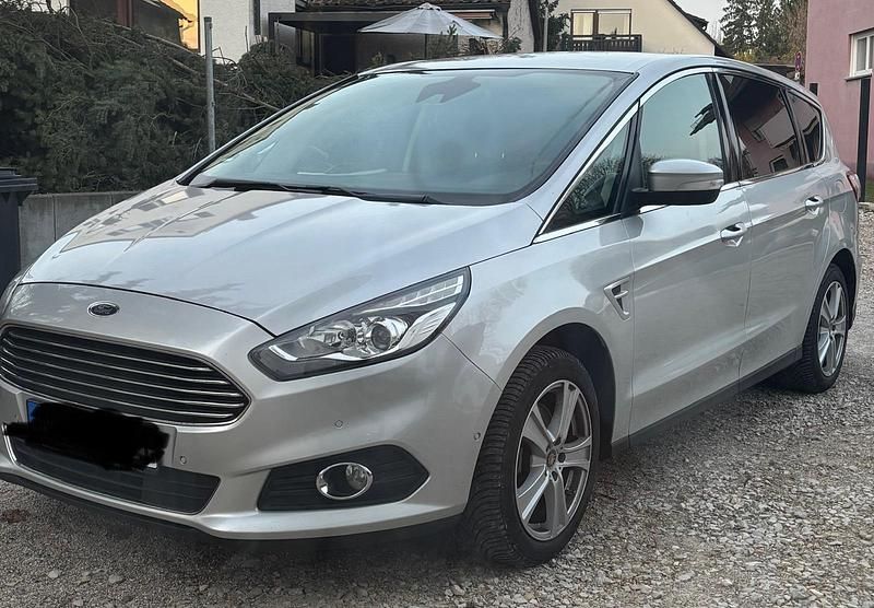 Gebraucht Ford S-MAX S 150 PS (110 kW) 2015 Silber Van / Kleinbus