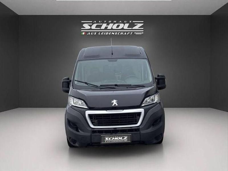 Usado Peugeot Boxer 2019 Gris Van