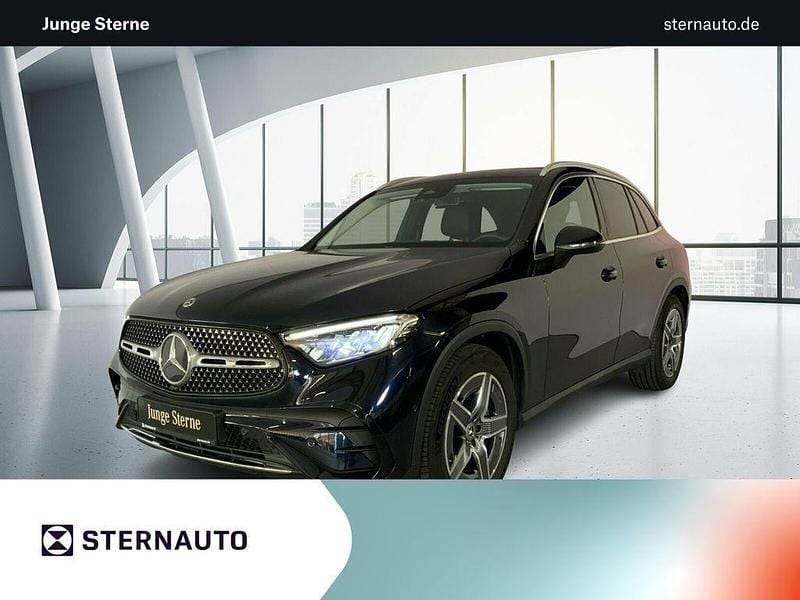 Metalliclack nautikblau Gebraucht 2022 Mercedes GLC300 AMG SUV | 48.980 € (Teuer) - Bild 1/4