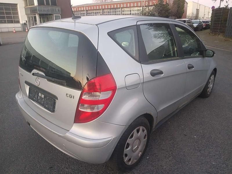 Gebraucht Mercedes A160 Avantgarde 82 PS (60 kW) 2005 Grau Limousine