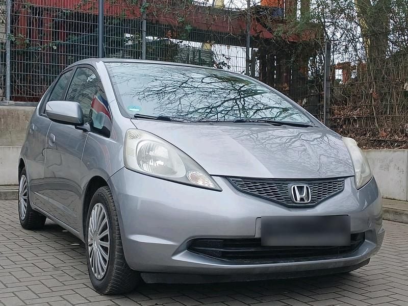 Gebraucht Honda Jazz 101 PS (74 kW) 2009 Grau Kleinwagen