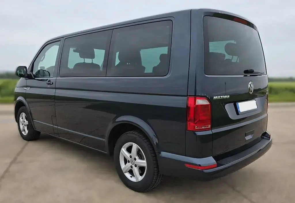 Gebraucht VW Multivan 150 PS (110 kW) 2016 Blau Van / Kleinbus