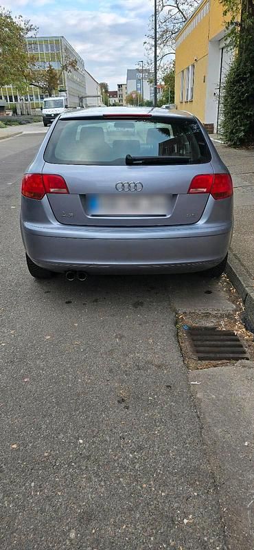 Grau Gebraucht 2006 Audi A3 Limousine | 1.600 € (Superpreis) - Bild 1/4