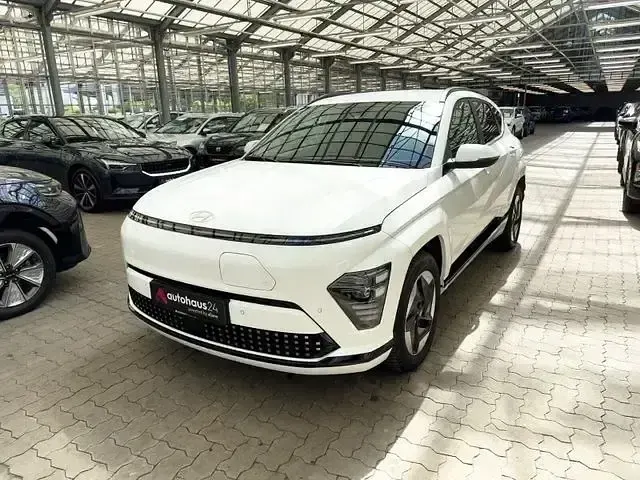 Gebraucht Hyundai Kona Trend 160 kW (218 PS) 2024 Weiß SUV