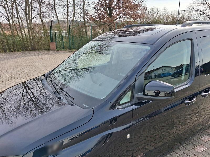 Gebraucht VW Caddy Move 122 PS (89 kW) 2020 Schwarz Van / Kleinbus