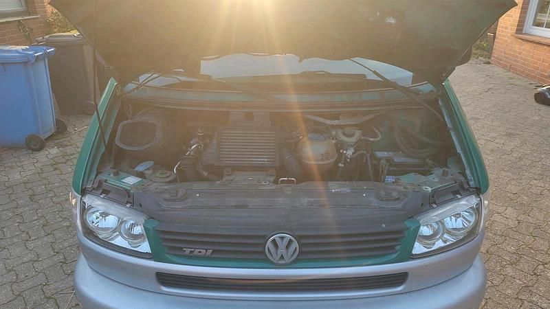 Gebraucht VW T4 102 PS (75 kW) 1996 Grün Van