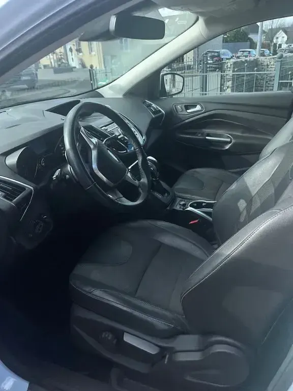 Usado Ford Kuga Titanium 140 HP (102 kW) 2013 Branco SUV