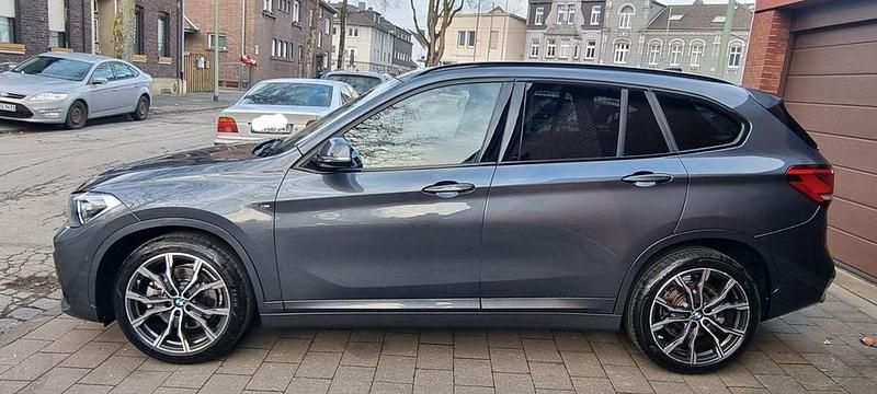 Gebraucht BMW X1 M Sport 192 PS (141 kW) 2020 Grau SUV