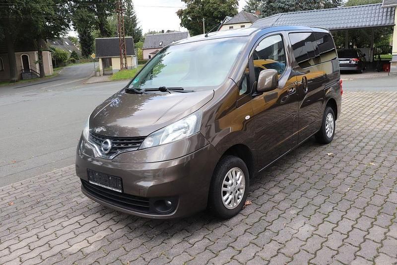 Braun Gebraucht 2014 Nissan NV200 Van | 8.324 € (Guter Preis) - Bild 1/4