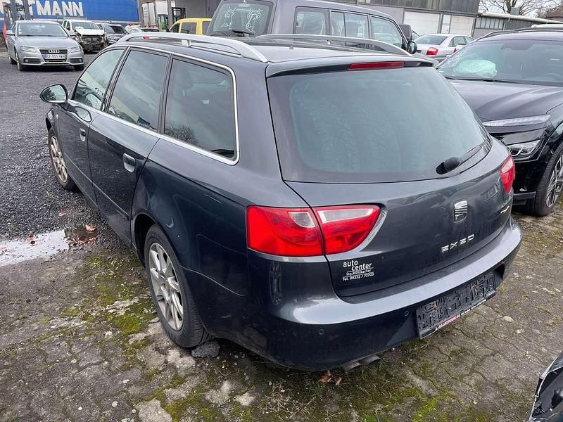 Gebraucht Seat Exeo Style 120 PS (88 kW) 2010 Schwarz Kombi