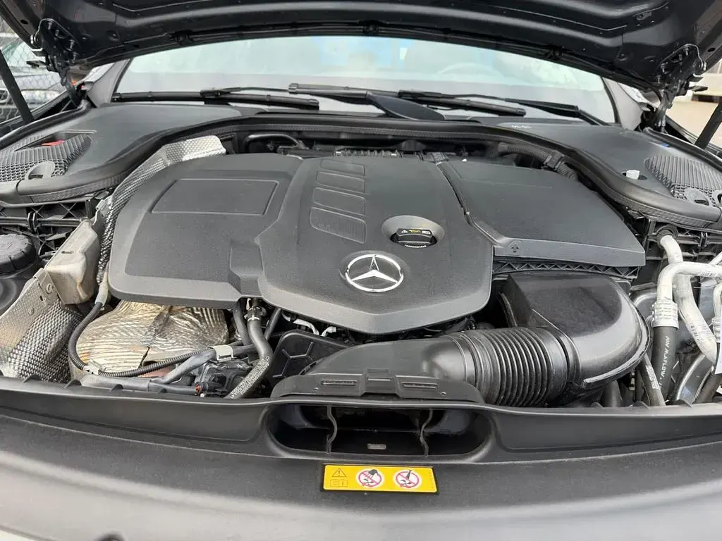 Gebraucht Mercedes E220 194 PS (142 kW) 2020 Grau Limousine