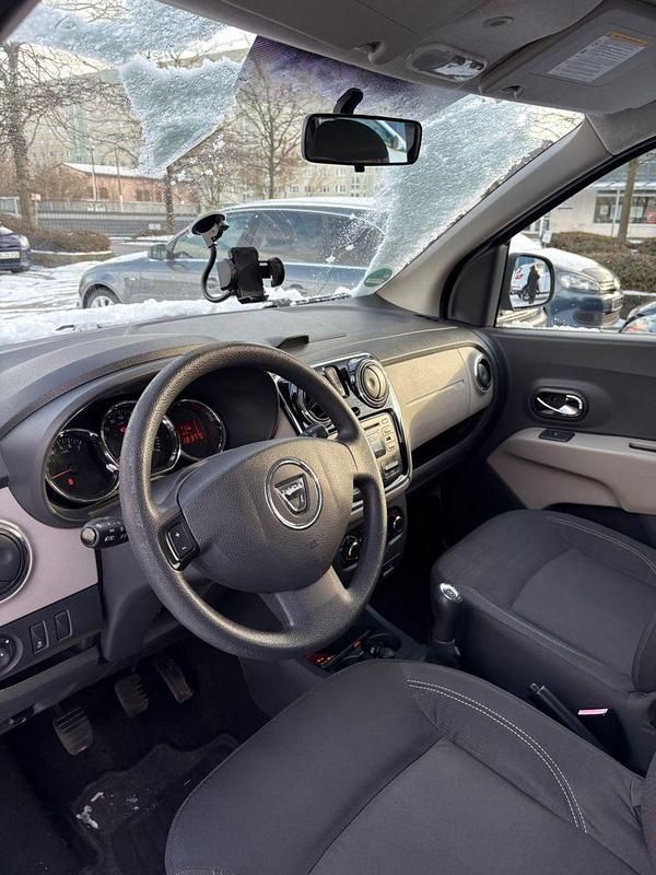 Gebraucht Dacia Lodgy 83 PS (61 kW) 2012 Grau Van / Kleinbus