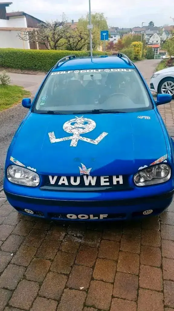 Gebraucht VW Golf IV 115 PS (84 kW) 2000 Blau Kombi