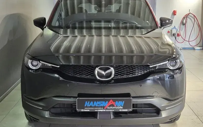Gebraucht Mazda MX30 Edition 170 PS (125 kW) 2024 Maroon rouge: 2tone SUV