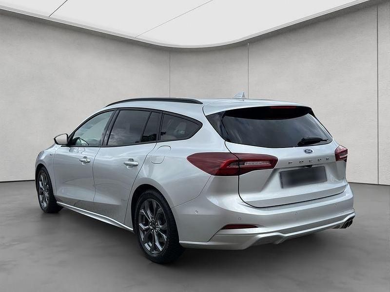 Gebraucht Ford Focus ST-Line X 116 PS (85 kW) 2024 Silber Kombi