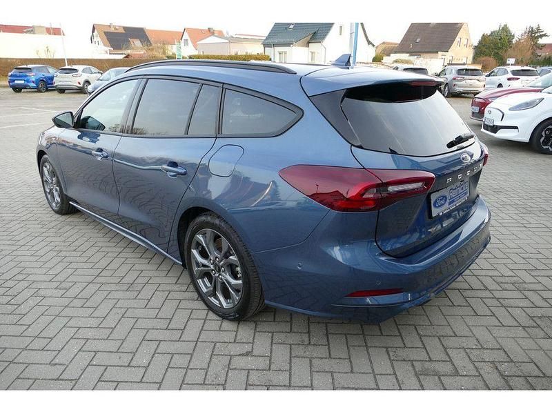 Gebraucht Ford Focus ST-Line X 155 PS (114 kW) 2025 Blau Limousine