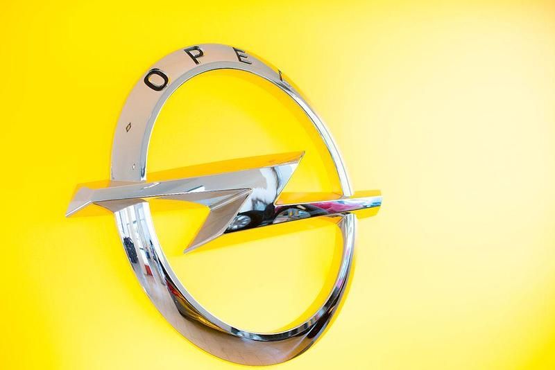 Gebraucht Opel Mokka-e 114 kW (156 PS) 2025 Weiß SUV