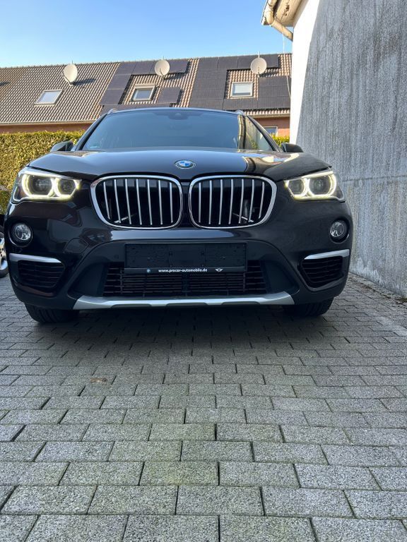 Schwarz Gebraucht 2017 BMW X1 xLine SUV | 20.999 € (Superpreis) - Bild 1/4