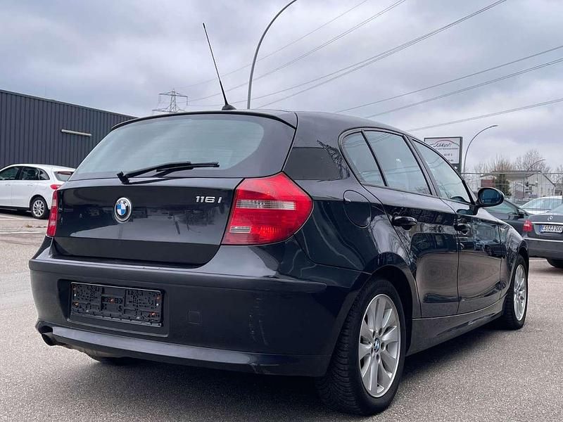 Gebraucht BMW 116 122 PS (89 kW) 2008 Black sapphire metallic Kleinwagen