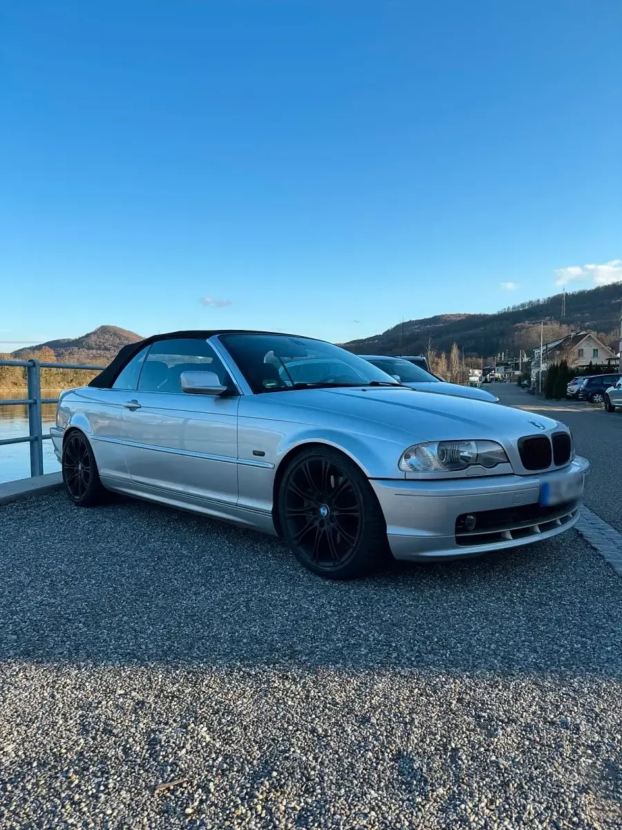Gebraucht BMW 330 231 PS (169 kW) 2000 Silber Cabrio