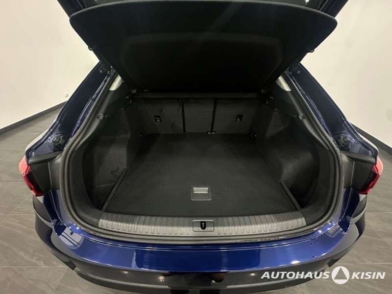 Gebraucht Audi Q3 Sportback Performance 150 PS (110 kW) 2023 Navarrablau metallic SUV