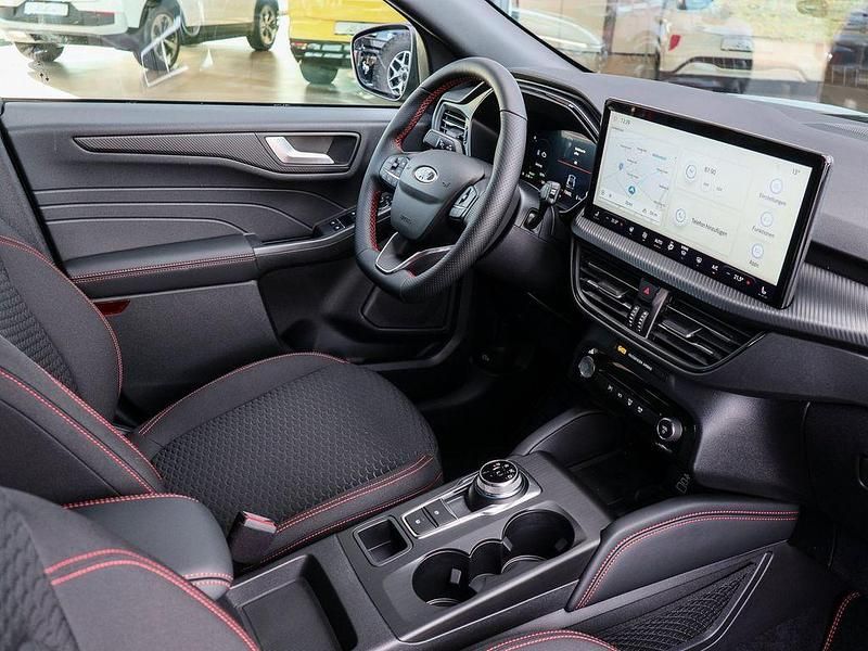 Neu Ford Kuga ST-Line 152 PS (111 kW) 2025 Grün SUV