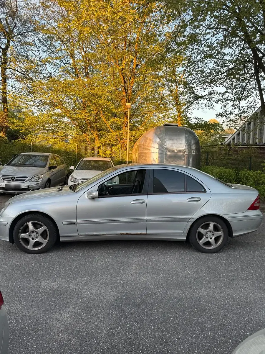 Gebraucht Mercedes C270 170 PS (125 kW) 2001 Silber Limousine