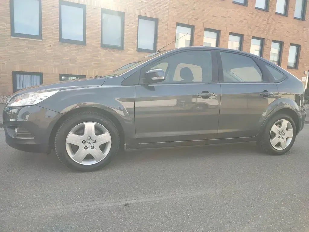 Usata Ford Focus 116 CV (85 kW) 2008 Grigio Berlina