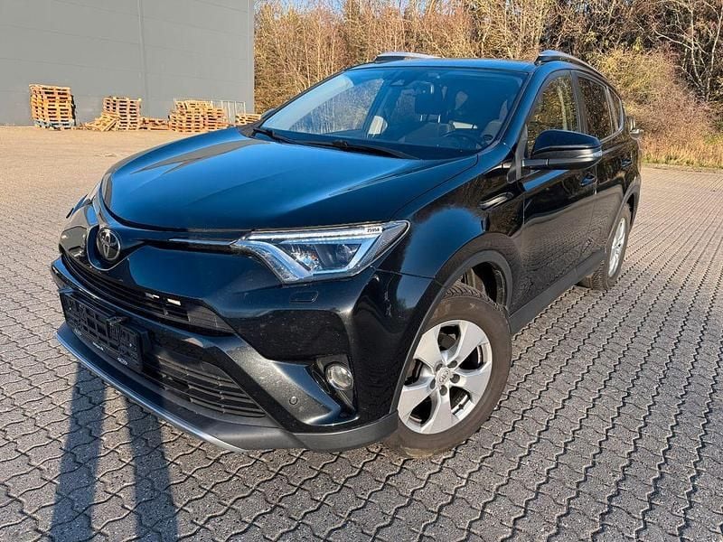 Schwarz Gebraucht 2016 Toyota RAV4 Comfort SUV | 9.800 € (Fairer Preis) - Bild 1/4