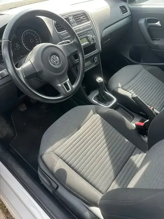 Gebraucht VW Polo 69 PS (50 kW) 2010 Weiß Kleinwagen