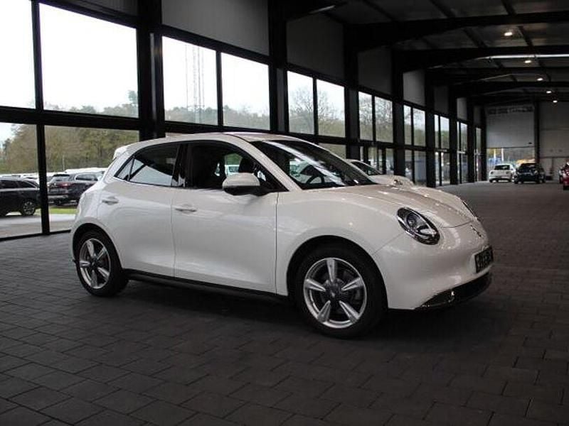 Second-hand Ora 03 125 kW (171 CP) 2023 Alb Hatchback