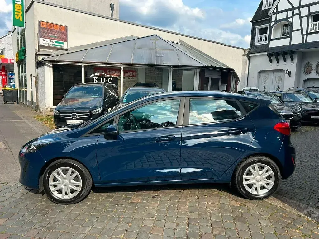 Gebraucht Ford Fiesta 101 PS (74 kW) 2019 Blazerblau Kleinwagen