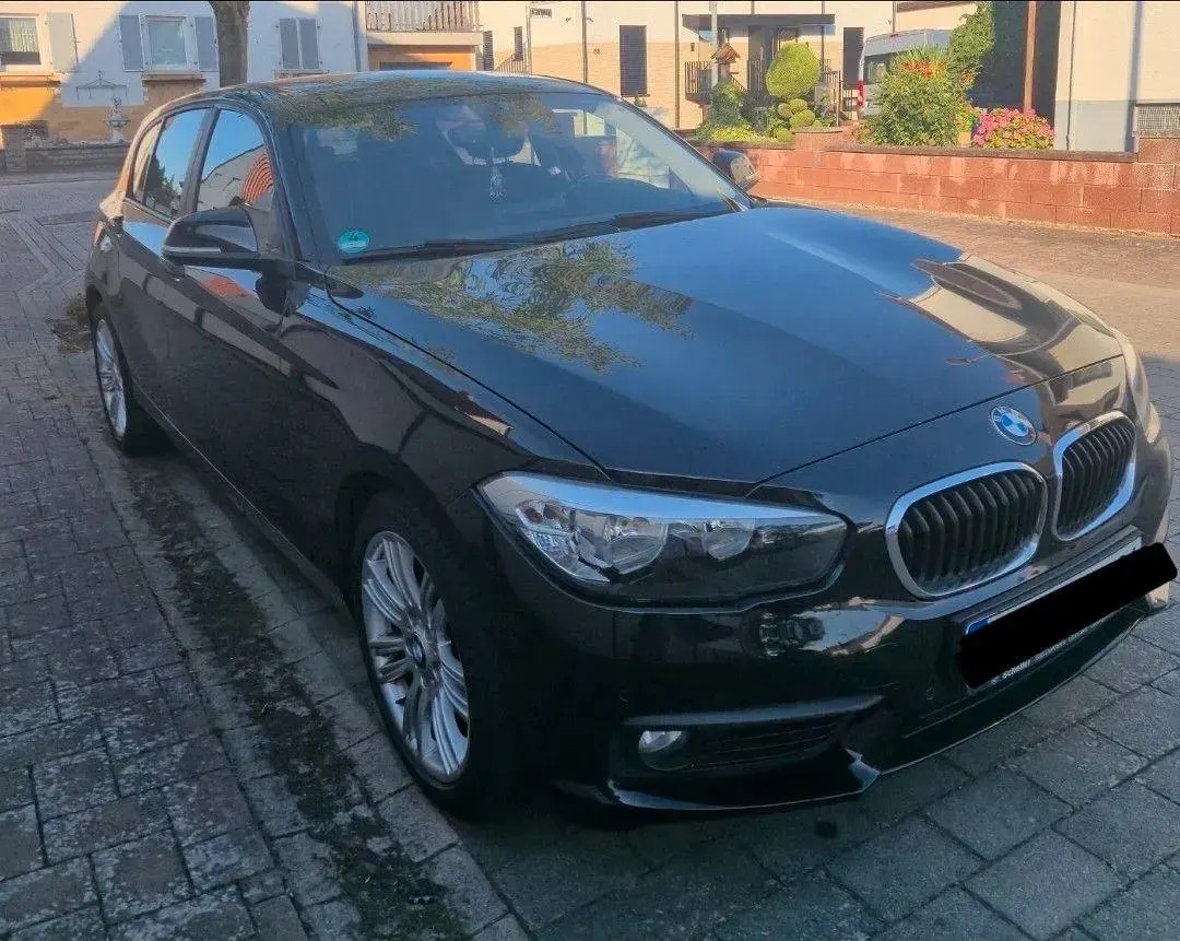 Gebraucht BMW 118 Advantage 136 PS (100 kW) 2016 Schwarz Kleinwagen