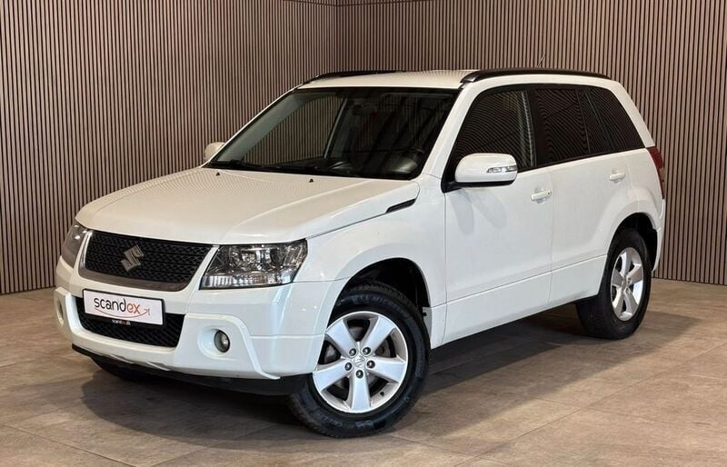 Weiß Gebraucht 2011 Suzuki Grand Vitara SUV | 5.500 € - Bild 1/4