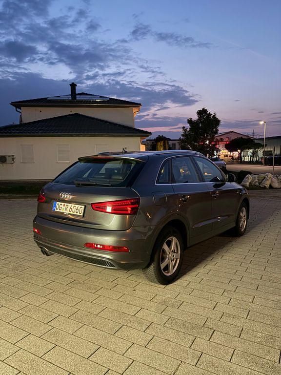 Gebraucht Audi Q3 Sport 170 PS (125 kW) 2013 Grau SUV