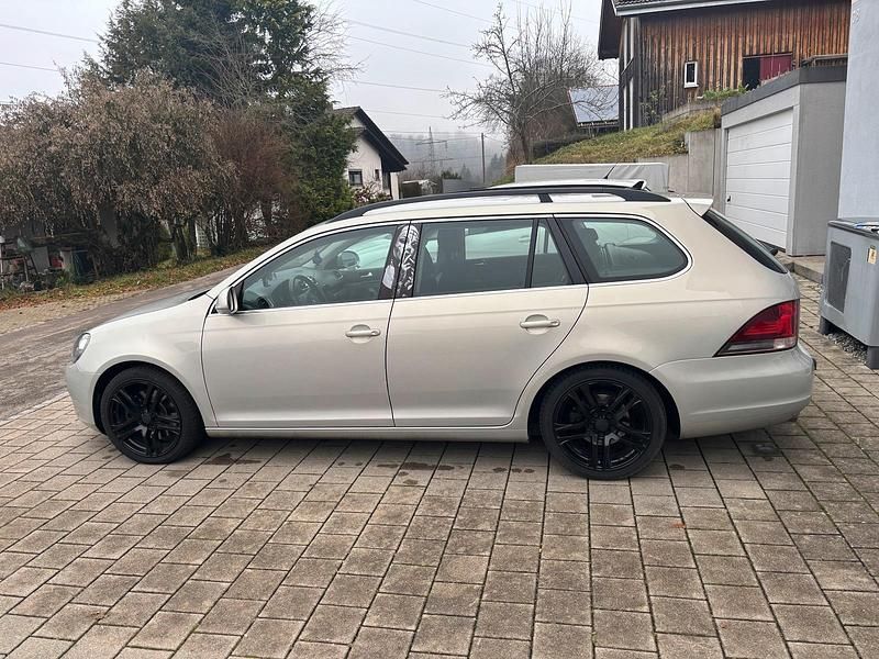 Gebraucht VW Golf VII 140 PS (102 kW) 2012 Andere farben Kombi