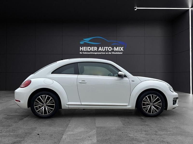 Gebraucht VW Beetle Allstar 105 PS (77 kW) 2017 Weiß Kleinwagen
