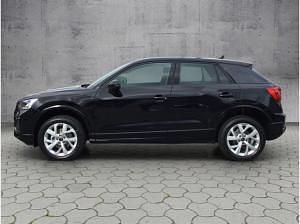 Neu Audi Q2 Advanced Plus 150 PS (110 kW) 2026 Schwarz (schwarz (brillantschwarz)) SUV
