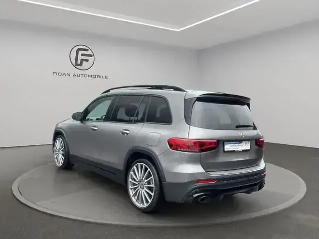 Gebraucht Mercedes GLB35 AMG 306 PS (225 kW) 2021 Grau SUV