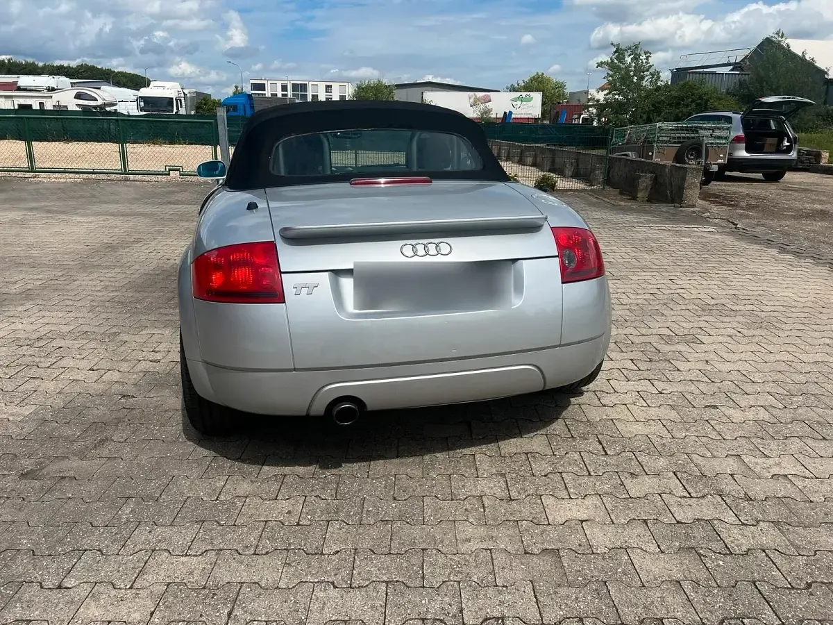 Gebraucht Audi TT 179 PS (131 kW) 2002 Silber Coupé