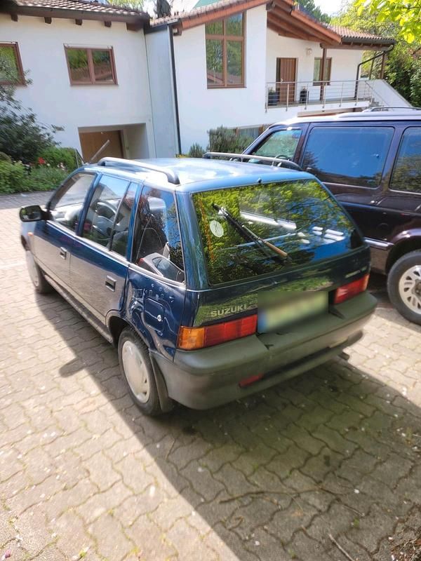 Usata Suzuki Swift 68 CV (50 kW) 1995 Blu Utilitaria