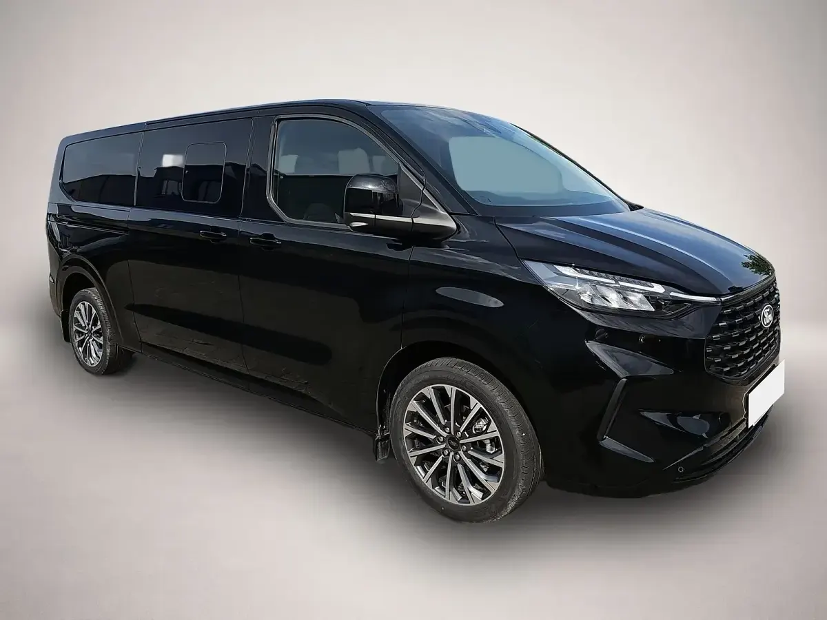 Gebraucht Ford Tourneo Titanium X 170 PS (125 kW) 2026 Van / Kleinbus
