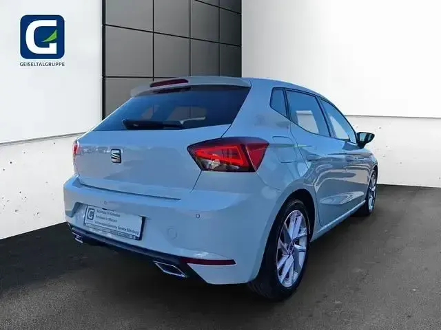 Gebraucht Seat Ibiza FR 110 PS (80 kW) 2023 Weiß Kleinwagen